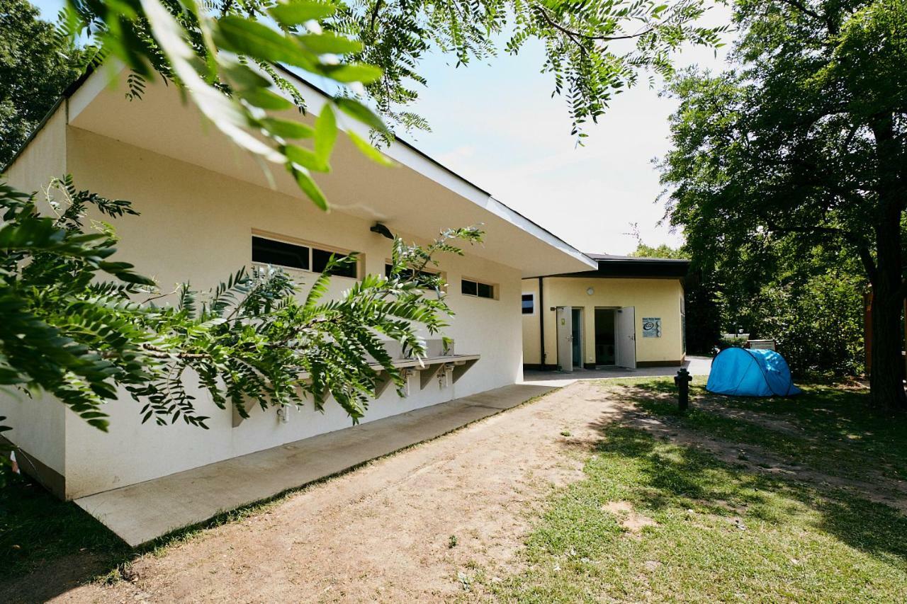 Donaupark Camping Tulln Tulln An Der Donau Zewnętrze zdjęcie