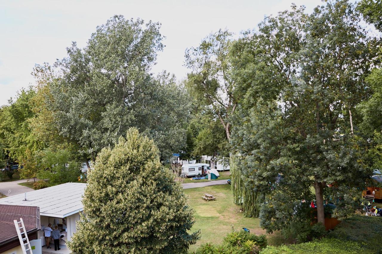Donaupark Camping Tulln Tulln An Der Donau Zewnętrze zdjęcie